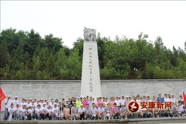 �h(hu��n)��־Ը����(w��)���h�һֱ��·��  ������ �z��.JPG