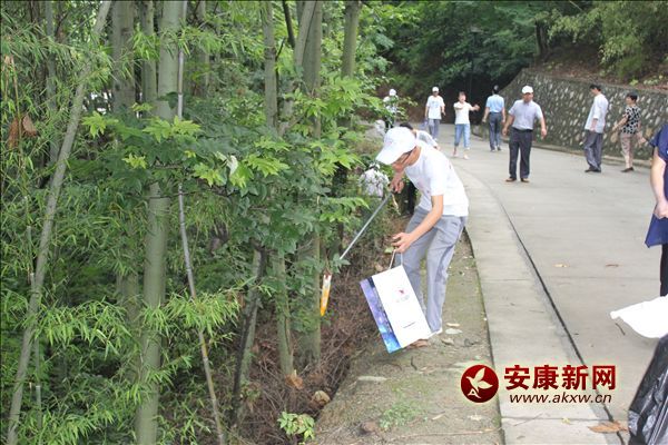 ��ʰ��ɫ��������������h(hu��n)��  �� ����  �z��.JPG