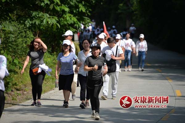 �����e�kǧ�˽����л��  ��� ���� �z2.jpg