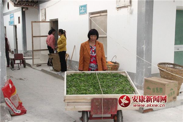 �Q�r(n��ng)���������簴Ʊ�I(l��ng)ȡ�Q�N����(du��)С�Q������ρ�Qٝ���^�� (2).jpg