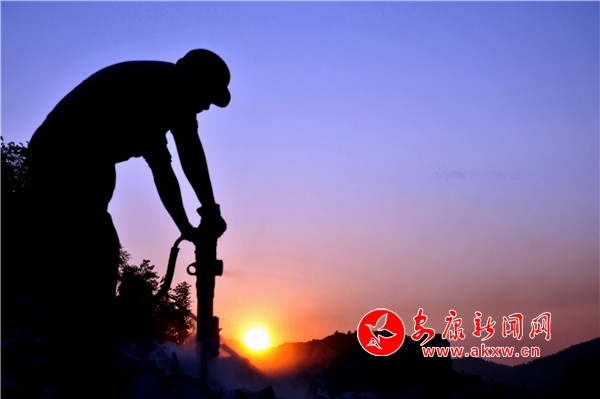 Ϧ�(y��ng)�^��(zh��n)