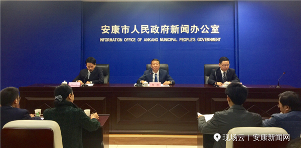 ���ν������ϾW(w��ng)����Ⱥ����С��