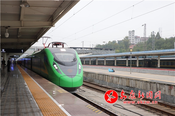 ҕ�����������˄�(d��ng)܇(ch��)�M�_(k��i)�� 1С�r(sh��)59��ֱ�_(d��)����