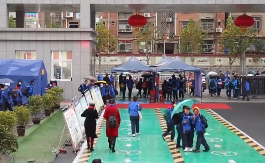 ҕ�����S��У�@��F(tu��n)���(d��ng)  �����W(xu��)���C�����B(y��ng)