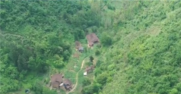 ȫ����Óؚ���ԡ���(y��u)��o(j��)�Ƭչ�����μ�ӰƬ�R�����߳���ɽ��ë���塷