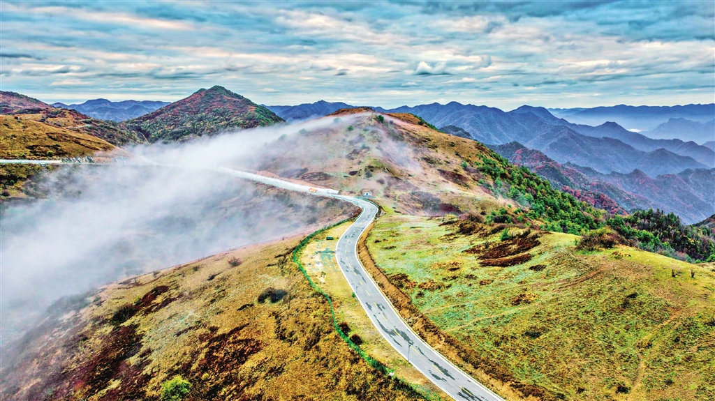 ƽ����ꖲݵ�ɽ��